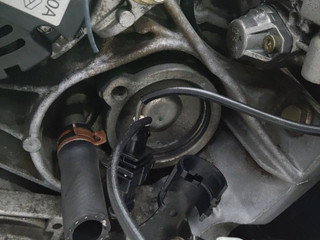 насос гидроусилителя руля Renault Scenic 1 поколение [рестайлинг] 2000, 1.9 л., дизель, АКПП, 7700105711