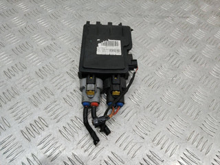 блок предохранителей Renault Laguna 3 поколение 2011, 2.0 л., дизель, МКПП, 243800002R