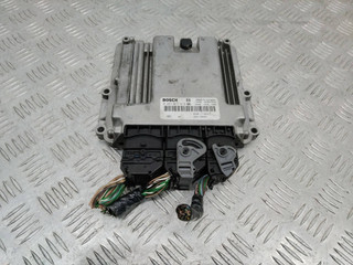 блок управления двигателем Renault Laguna 3 поколение 2011, 2.0 л., дизель, МКПП, 8201119647