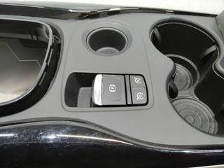 кнопка ручного тормоза (ручника) Renault Kadjar 1 поколение (2015 - 2018), 363216544R