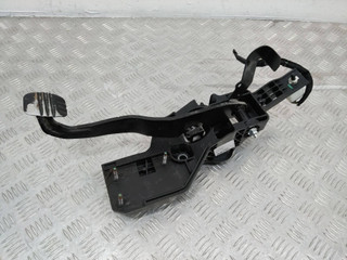 педаль тормоза Peugeot Expert 3 поколение 2020, 9839272080