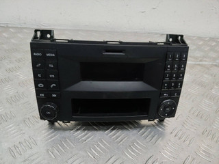магнитола Mercedes-Benz Sprinter 2 поколение [рестайлинг] (W906) 2015, 2.2 л., дизель, A9069005103