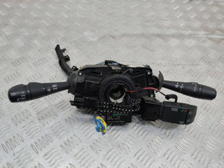 переключатель подрулевой (стрекоза) Renault Clio 4 поколение 2015, 479457095R
