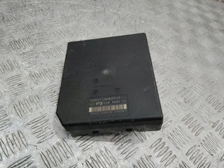 блок предохранителей Renault Megane 3 поколение 2010, 1.5 л., K9K J 836, дизель, МКПП, 284B68372R