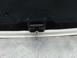 замок багажника Skoda Octavia 3 поколение (A7) 2013, хетчбэк 5 дв., 5E5827520, 5E0827505