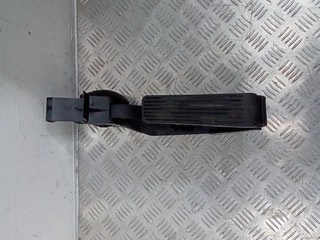 педаль Mercedes-Benz E-Класс W211/S211 2004, A2113000404