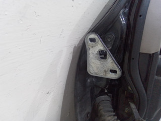 петля двери Mercedes-Benz E-Класс W211/S211 2004, седан