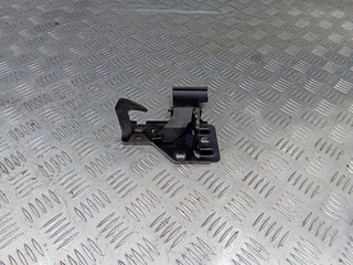 замок капота Volkswagen Touareg 1 поколение 2004, 6Q0823480