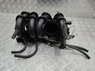 коллектор впускной Renault Logan 1 поколение 2009, 1.4 л., бензин, 8200964639