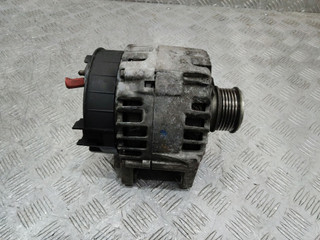 генератор Renault Megane 3 поколение 2010, 1.5 л., K9K J 836, дизель, МКПП, 231000026R
