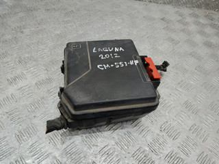 блок предохранителей Renault Laguna 3 поколение 2012, 284B65636R