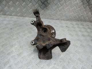 кулак поворотный левый Ford Mustang 6 поколение S550 2015, 5.0 л., бензин, МКПП, купе, FR3C8108A