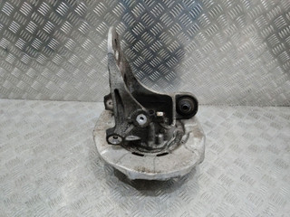 кулак задний правый BMW X5 E70 2010, 3.0 л., дизель