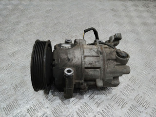 компрессор кондиционера Renault Megane 3 поколение 2010, 1.5 л., K9K H 834, дизель, МКПП, 8200939386