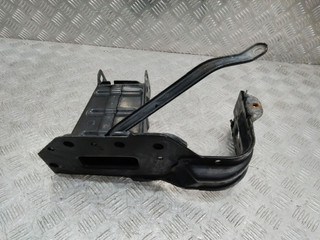кронштейн переднего бампера Mercedes-Benz C-Класс W203/S203/CL203 2003