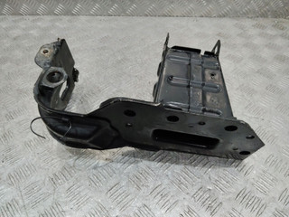 кронштейн переднего бампера Mercedes-Benz C-Класс W203/S203/CL203 2003