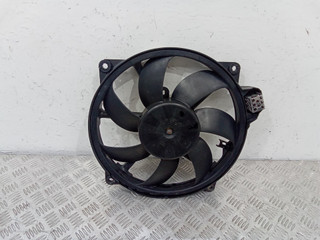 вентилятор радиатора Renault Megane 3 поколение 2009, 1.6 л., бензин, 214812415R