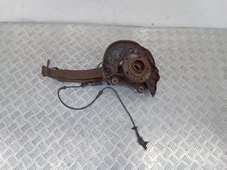 кулак поворотный левый Volkswagen Touareg 1 поколение 2004, 7L6407257A