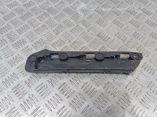 Крепление бампера переднего Volkswagen Caddy 3 поколение 2010, 1T0807050