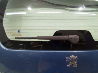 щеткодержатель задний Peugeot Partner 2 поколение (B9) 2009