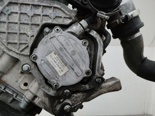 насос вакуумный Mercedes-Benz A-Класс W169 2004, 2.0 л., OM 640.940, дизель, МКПП, A6402300365