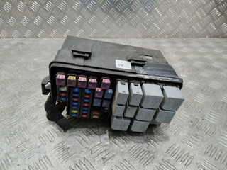 блок предохранителей Chevrolet Nubira 1 поколение 2007, 2.0 л., Z 20 S1, дизель, МКПП, J200AS