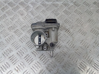 заслонка дроссельная Toyota Yaris 3 поколение XP130 2012, 1.5 л., бензин, 2203047040
