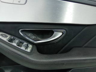 ручка внутренняя передняя правая Mercedes-Benz C-Класс W205/S205/C205 2014, седан