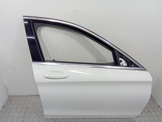 стекло двери передней правой Mercedes-Benz C-Класс W205/S205/C205 2014, седан