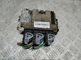 блок управления двигателем Renault Espace 4 поколение 2004, 2.2 л., G9T 742, дизель, МКПП, 8200311550