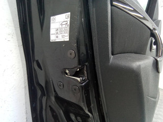 замок двери передней левой Dacia Duster 1 поколение 2011