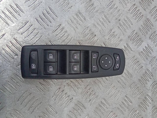 блок управления стеклоподъемниками Renault Laguna 3 поколение 2008, 809610006R