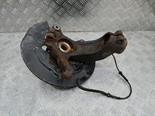 кулак поворотный правый Volvo XC60 1 поколение 2011, 2.4 л., дизель, полный привод, 7G913K170M