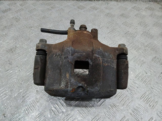 суппорт передний правый Mitsubishi Lancer 10 поколение 2010