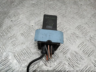 реле накала свечей Citroen C5 2 поколение 2012, 1.6 л., дизель, 9802424080