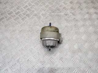 подушка крепления двигателя Audi A6 4F/C6 [рестайлинг] 2008, 3.0 л., дизель, 4F0199382B
