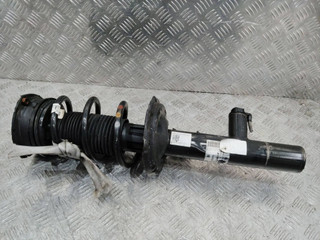 стойка передняя Volkswagen Golf 7 поколение 2013, 5Q0412037