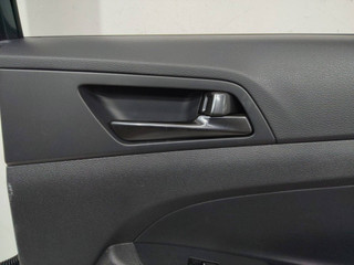 ручка внутренняя задняя правая Hyundai Tucson 3 поколение [рестайлинг] 2020