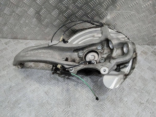 кулак поворотный левый BMW 7 серия G11/G12 2018, 3.0 л., дизель