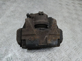 суппорт передний правый Renault Megane 3 поколение 2012, 1.5 л., дизель