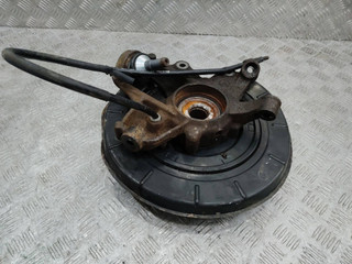 кулак задний правый Mercedes-Benz M-Класс W164 2007, 3.0 л., дизель