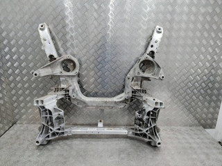 балка подвески передняя (подрамник) BMW 7 серия F01/F02 2012, 3.0 л., дизель, 6799321