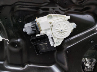моторчик стеклоподъемника передний левый Porsche Boxster 987 2006, 99762418103