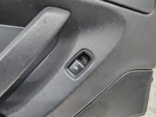 кнопка стеклоподъемника двери задней левой Porsche Panamera 970 2011