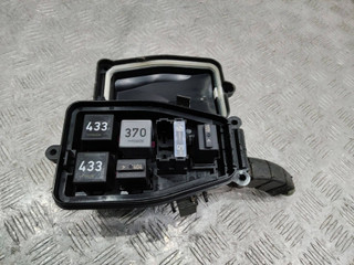 блок предохранителей Porsche Panamera 970 2011, 97061044500