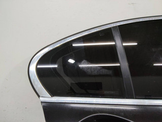 форточка задняя правая BMW 7 серия F01/F02 2012