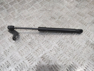 амортизатор капота BMW 7 серия F01/F02 2012, 3.0 л., дизель, 7289753
