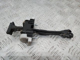 ограничитель открывания двери Opel Insignia 1 поколение (A) 2010