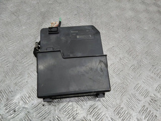 блок предохранителей Renault Megane 2 поколение 2006, 1.6 л., бензин, 8200481867