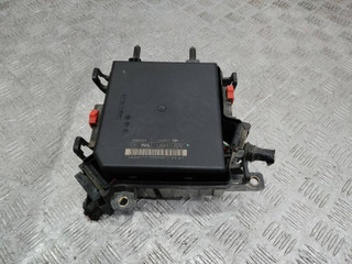 блок предохранителей Renault Scenic 3 поколение 2011, 284B61770R
